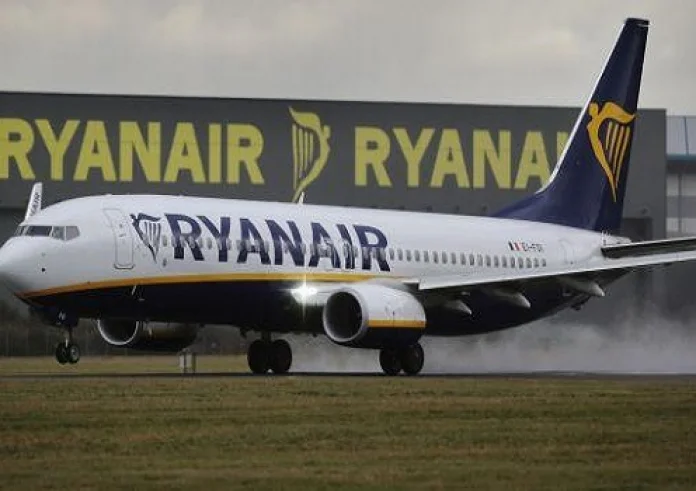 RYANAIR: Άνοιξε εισιτήρια από 8 ευρώ για 17 πτήσεις από Θεσσαλονίκη