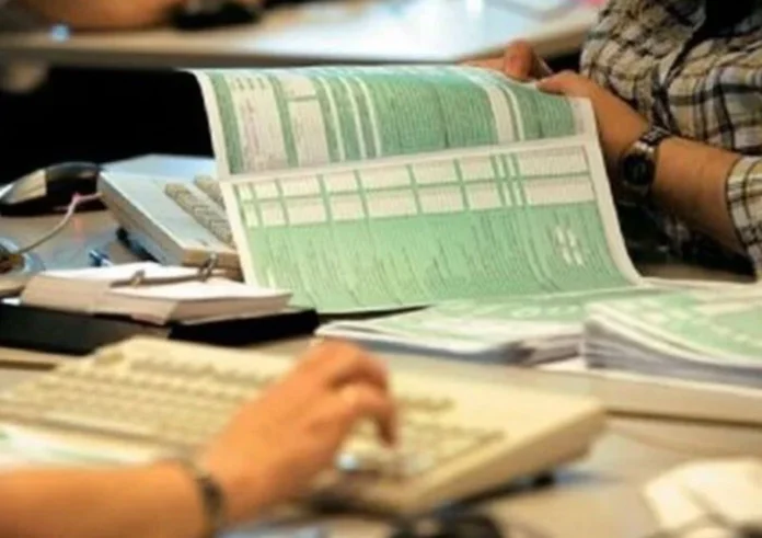Φορολογικές δηλώσεις 2022: Έρχεται παράταση – 891 ευρώ ο μέσος επιπλέον φόρος