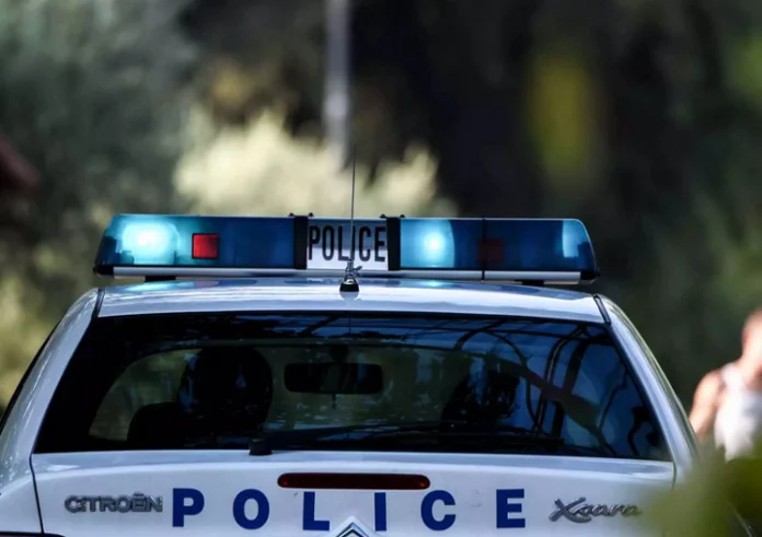 Θεσσαλονίκη: Ρώτησε πόσο κοστίζει μια κηδεία και στη συνέχεια κάρφωσε το μαχαίρι στην πλάτη του άντρα της