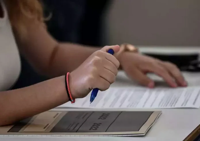 results.it.minedu.gov.gr: Δείτε εδώ τους βαθμούς των Πανελληνίων 2022 - Πότε ανακοινώνονται
