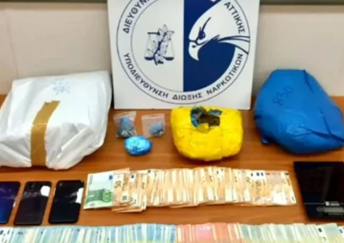 Κρεοπωλείο στη Βαρβάκειο πουλούσε μαζί με τα κρέατα κοκαΐνη και κάνναβη