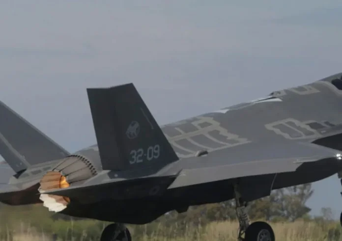 Η Ελλάδα προχωρά με την αγορά 20 F-35