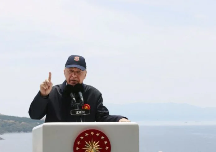 Ρώσικη εφημερίδα: Η Τουρκία θα μετατρέψει τη σύγκρουση με την Ελλάδα σε θερμό επεισόδιο