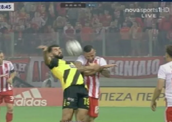 Super League : Ολυμπιακός - ΑΕΚ 2-0 Τελικό