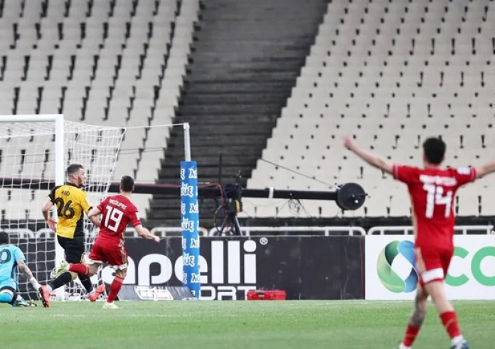 Εκπληκτικός ο Ολυμπιακός διέλυσε με 5-1 την ΑΕΚ