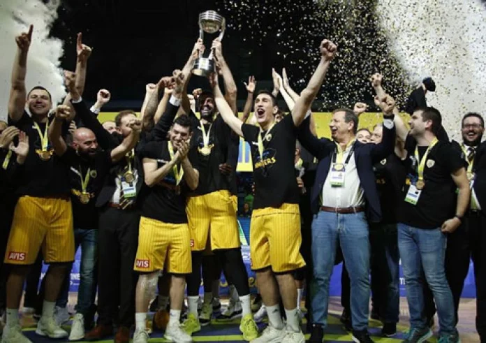 Παγκόσμια πρωταθλήτρια η AEK νίκησε στον τελικό του Διηπειρωτικού