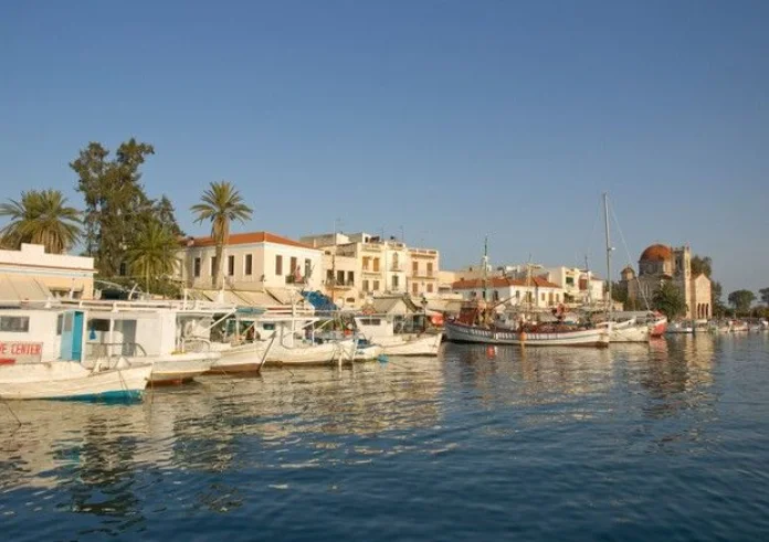 Μικρές αποδράσεις για τα ηλιόλουστα Σαββατοκύριακα του Μαΐου