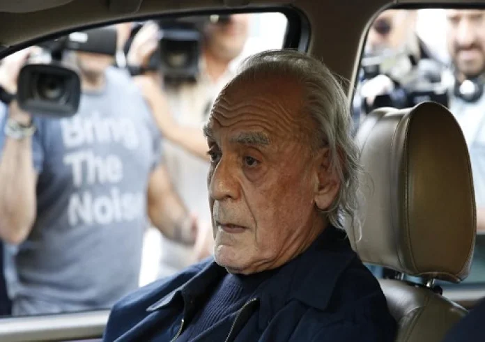 Τσοχατζόπουλος: Προσφεύγει στη δικαιοσύνη για το δημοσίευμα με τα 19 εκατ. ευρώ
