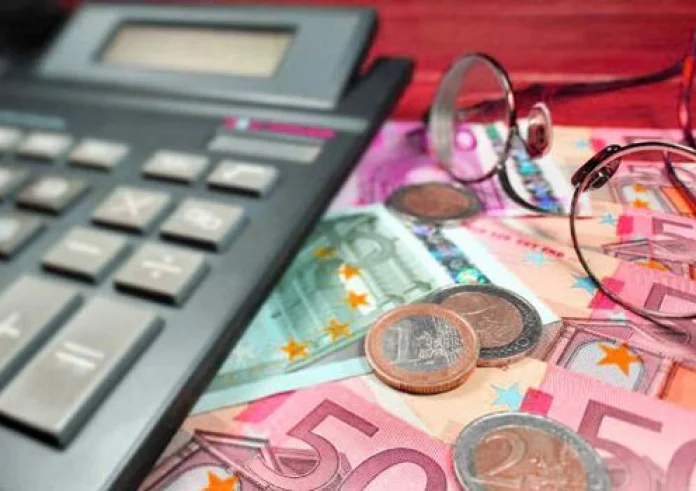 Αναδρομικά: Παράταση μέχρι τις 21 Δεκεμβρίου στην υποβολή αιτήσεων κληρονόμων των συνταξιούχων