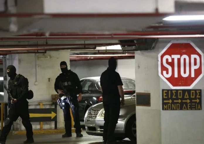 Παζάρευαν 15.000 ευρώ για κάθε νεκρό οι τρομοκράτες - Έτσι θα χτυπούσαν το εστιατόριο στου Ψυρρή