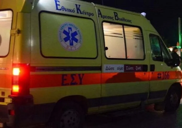 Πάτρα: Νεαρός άνδρας επιχείρησε να κρεμαστεί από ένα φανάρι - Τον έσωσε περαστικός