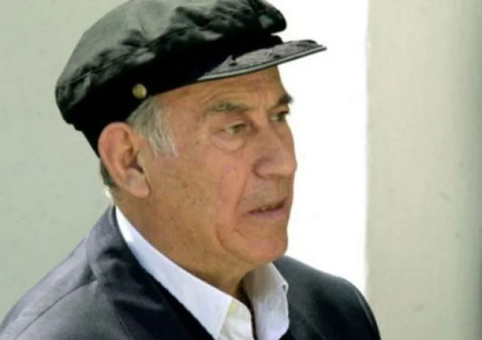Θανάσης Βέγγος: Ποιο ήταν το πραγματικό επίθετο του μεγάλου ηθοποιού;