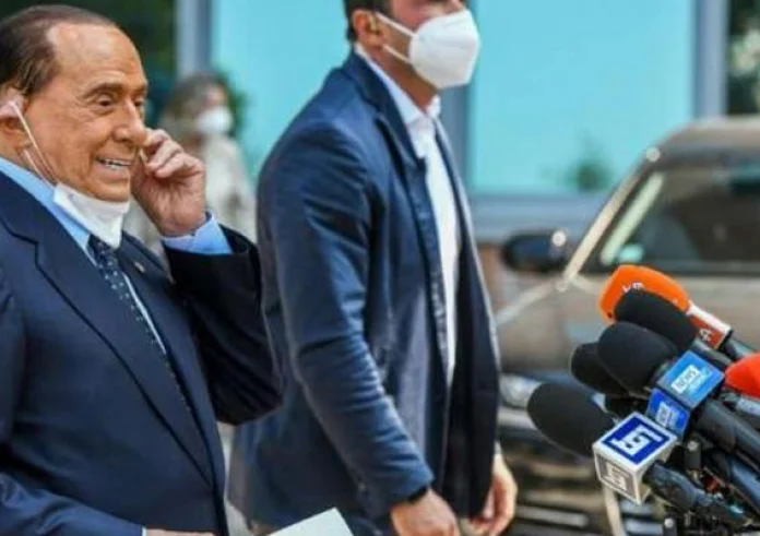 Σίλβιο Μπερλουσκόνι: Η ζωή του γίνεται μιούζικαλ