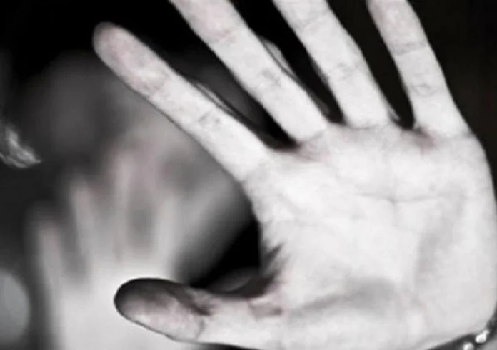 Λαμία: Στη φυλακή 48χρονος για ενδοοικογενειακή βία σε βάρος του ανήλικου γιου του