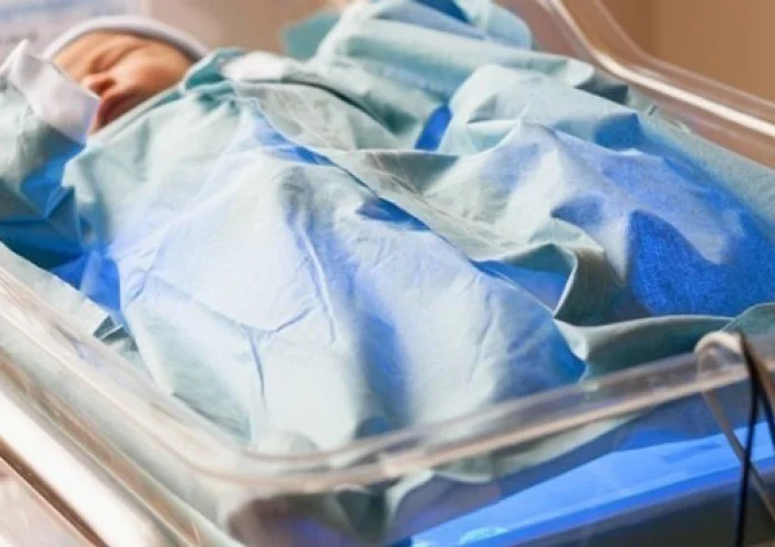 Θεσσαλονίκη: Μοντέλο φροντίδας καγκουρό για πρόωρα νεογνά από το νοσοκομείο Παπαγεωργίου