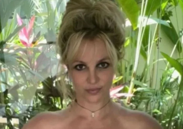 Britney Spears: Οι ολόγυμνες φωτογραφίες στο Instagram και οι αντιδράσεις των θαυμαστών της