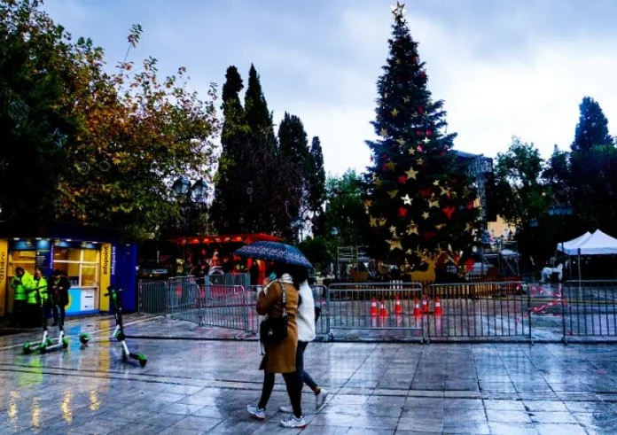 Έκτακτο δελτίο ΕΜΥ: Σφοδρές καταιγίδες και χιόνια - Πού θα χτυπήσουν τα έντονα φαινόμενα