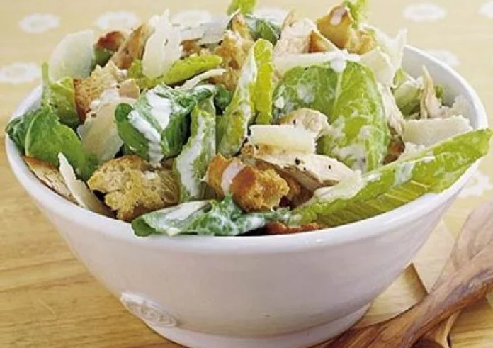 Η κλασσική συνταγή για Caesar's salad