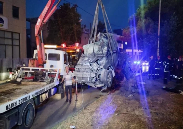 Τροχαίο δυστύχημα στο Χαλάνδρι: Συνελήφθη φίλος του 18χρονου, πληροφορίες ότι έκαναν κόντρες