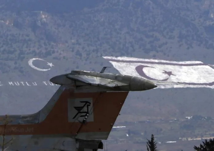 Έπεσε η κυβέρνηση στο ψευδοκράτος