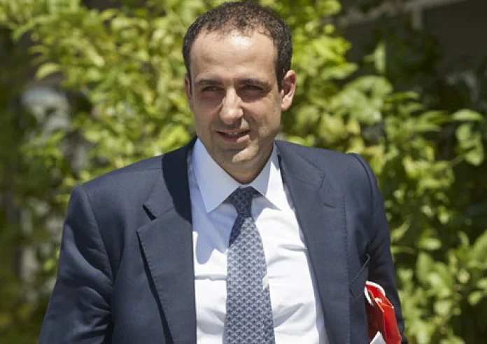 Αλλάζει το πολιτικό σκηνικό. Το παρασκήνιο των παραιτήσεων Δημητριάδη - Κοντολέοντα