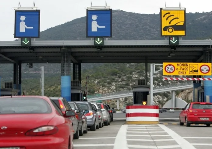 Αττική οδός: Οι τιμές στα διόδια από 6/10 - Τι ισχύει στο εξής για τα ePass