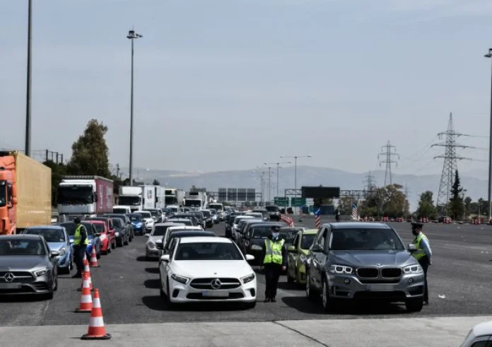 Σημειωτόν η επιστροφή για τους εκδρομείς του Πάσχα: «Στο κόκκινο» η κίνηση στις εθνικές οδούς – Πού υπάρχει μποτιλιάρισμα