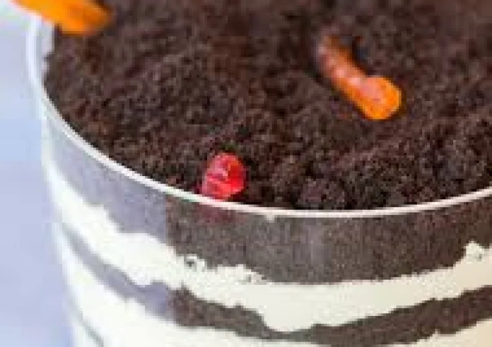 Φτιάξτε το αμερικάνικο Dirt Cake σε 15 λεπτά