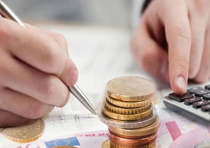 Μικρομεσαίες επιχειρήσεις: Πότε καταβάλλεται η τρίμηνη επιδότηση ρεύματος