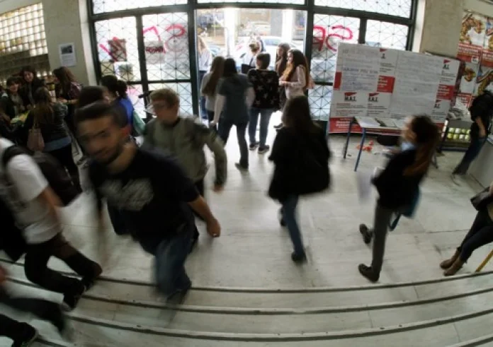 Μετεγγραφές: Έμφραγμα στα κεντρικά ΑΕΙ φέρνουν οι ρυθμίσεις Γαβρόγλου