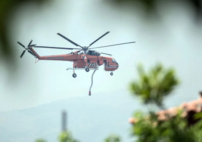 Υπό μερικό έλεγχο η πυρκαγιά στην Ίρια Αργολίδας