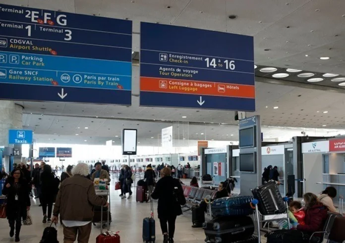 Η Γαλλία διακόπτει κάθε μετακίνηση από το Ηνωμένο Βασίλειο για 48 ώρες