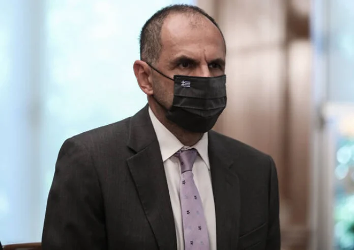 Γεραπετρίτης: Η αποκλιμάκωση των κρουσμάτων δεν δικαιολογεί άνοιγμα της αγοράς
