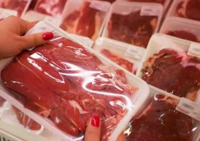 Έτσι θα ξεπαγώσετε γρήγορα το κρέας και τον κιμά