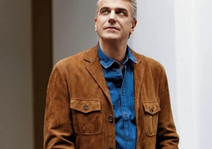 Βλαδίμηρος Κυριακίδης για «Μουρμούρα»: «Ο κυρ Ηλίας γνωρίζει άλλη γυναίκα που του αντιστέκεται»