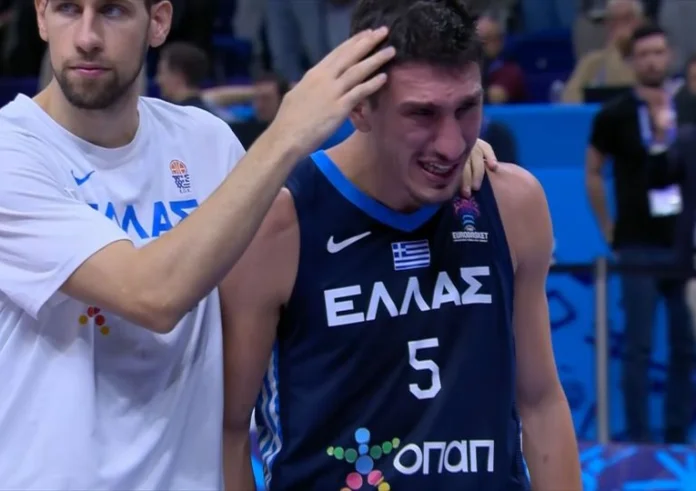 Eurobasket 2022: Τα δάκρυα και η πίκρα του Λαρεντζάκη για την ήττα της Εθνικής