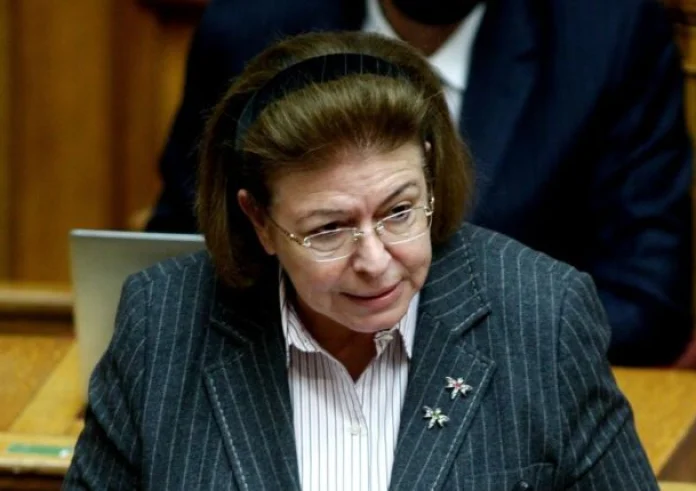 Θετική στον κορονοϊό η Λίνα Μενδώνη