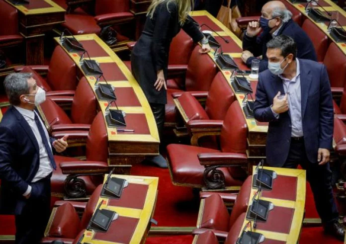 Η πρώτη συνάντηση Λοβέρδου - Τσίπρα μετά την επιθυμία Λοβέρδου να τον δείρει!