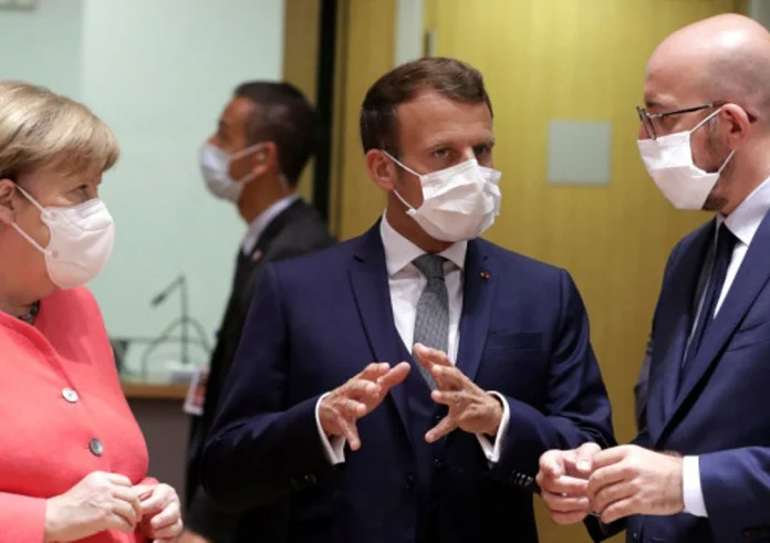 Έκτακτη τηλεδιάσκεψη στις Βρυξέλλες για τη μετάλλαξη του κορονοϊού - Επικοινωνία Μακρόν, Μέρκελ, Μισέλ
