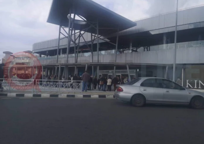 Τηλεφώνημα για βόμβα στο Mall στην Πάφο