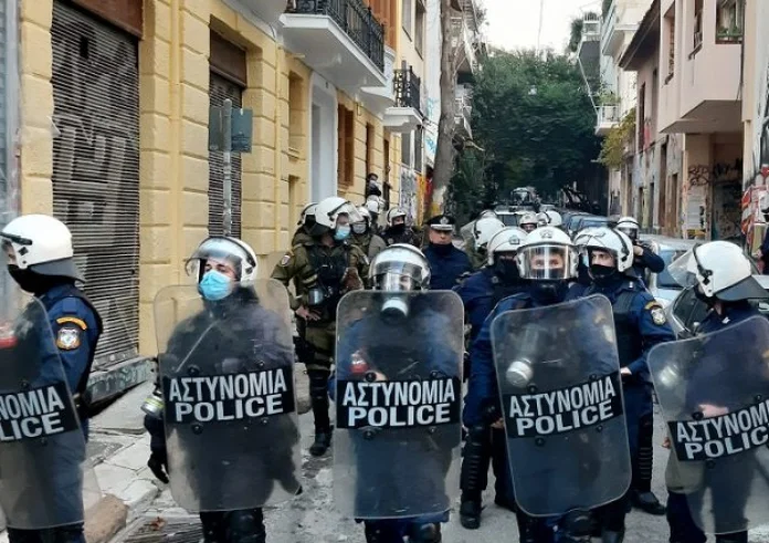 Επέτειος Γρηγορόπουλου: Μπλόκα της ΕΛ.ΑΣ. σε όλη την Ελλάδα - Περισσότερες από 100 προσαγωγές