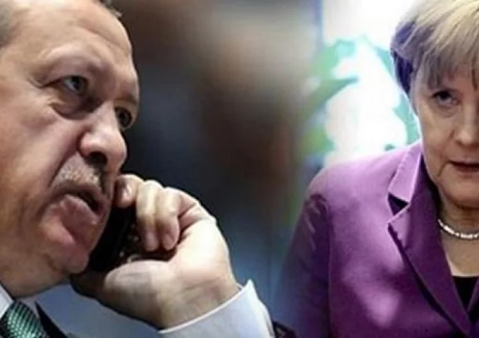 Ο Ερντογάν είπε στην Μέρκελ ότι θέλει καλές σχέσεις με την ΕΕ, αλλά κάποιες χώρες βάζουν εμπόδια