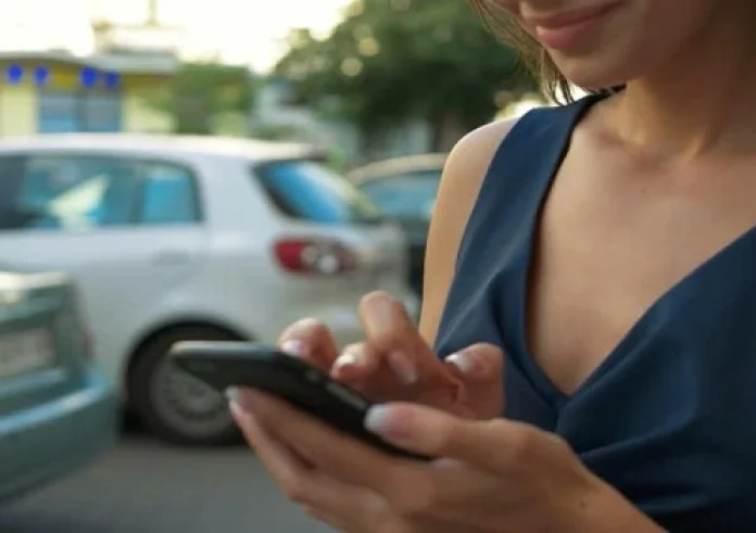 Προτιμάς τα μηνύματα από το τηλέφωνο; 10 λόγοι που εξηγούν γιατί