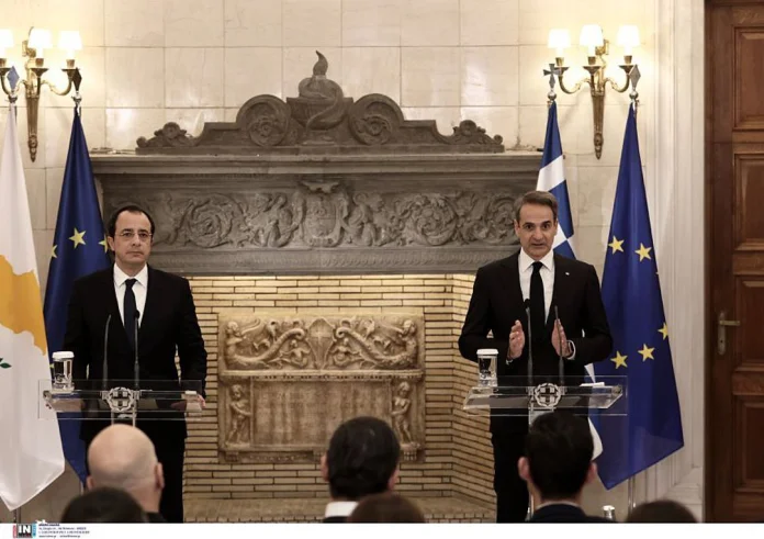 Επικοινωνία Μητσοτάκη – Χριστοδουλίδη για την επίθεση Τουρκοκυπρίων σε προσωπικό του ΟΗΕ – Η επιδίωξη της Τουρκίας