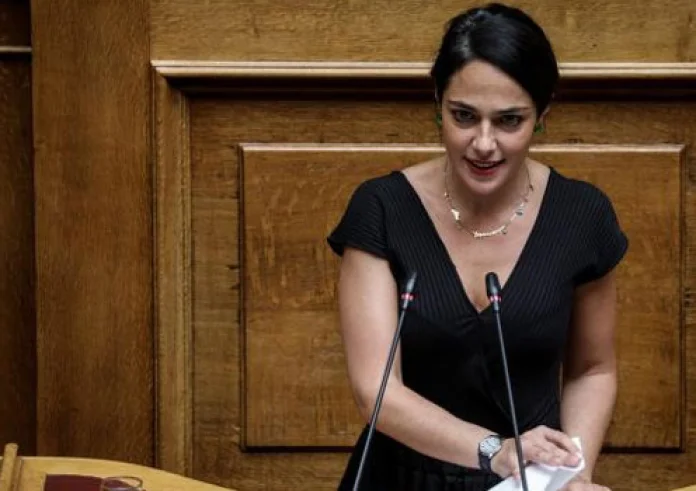 Μιχαηλίδου: Στις αρχές του 2021 ο εμβολιασμός σε όλες τις κλειστές δομές τρίτης ηλικίας και αναπηρίας