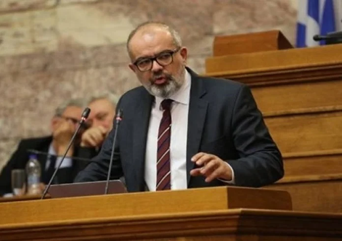 Θετικός στο κορονοιό ο γιατρός και πρώην βουλευτής Λάρισας Κώστας Μπαργιώτας