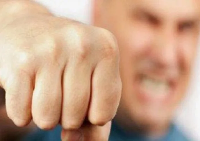 Πάτρα: Πυγμάχοι ξυλοκόπησαν 47χρονο που έστελνε αισχρά μηνύματα σε 13χρονη