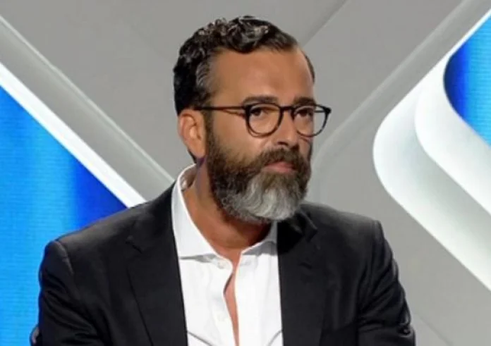 Άγγελος Μπράτης: Τα αρνητικά σχόλια δεν με ενοχλούν, αν γράφετε το όνομά μου σωστά τότε όλα είναι μια χαρά