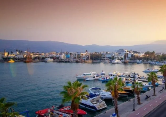 Σε ποια ελληνικά νησιά προβλέπεται τουριστική περίοδος δίχως προηγούμενο