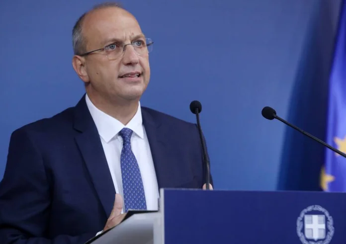 Οικονόμου για τις συλλήψεις οπαδών: Η βία αγγίζει κάθε κοινωνικό χώρο και βρίσκει πεδίο σε μικρές ηλικίες